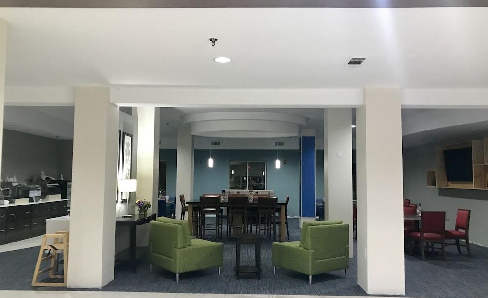 Holiday Inn Express Hotel Winona North By Ihg Ngoại thất bức ảnh